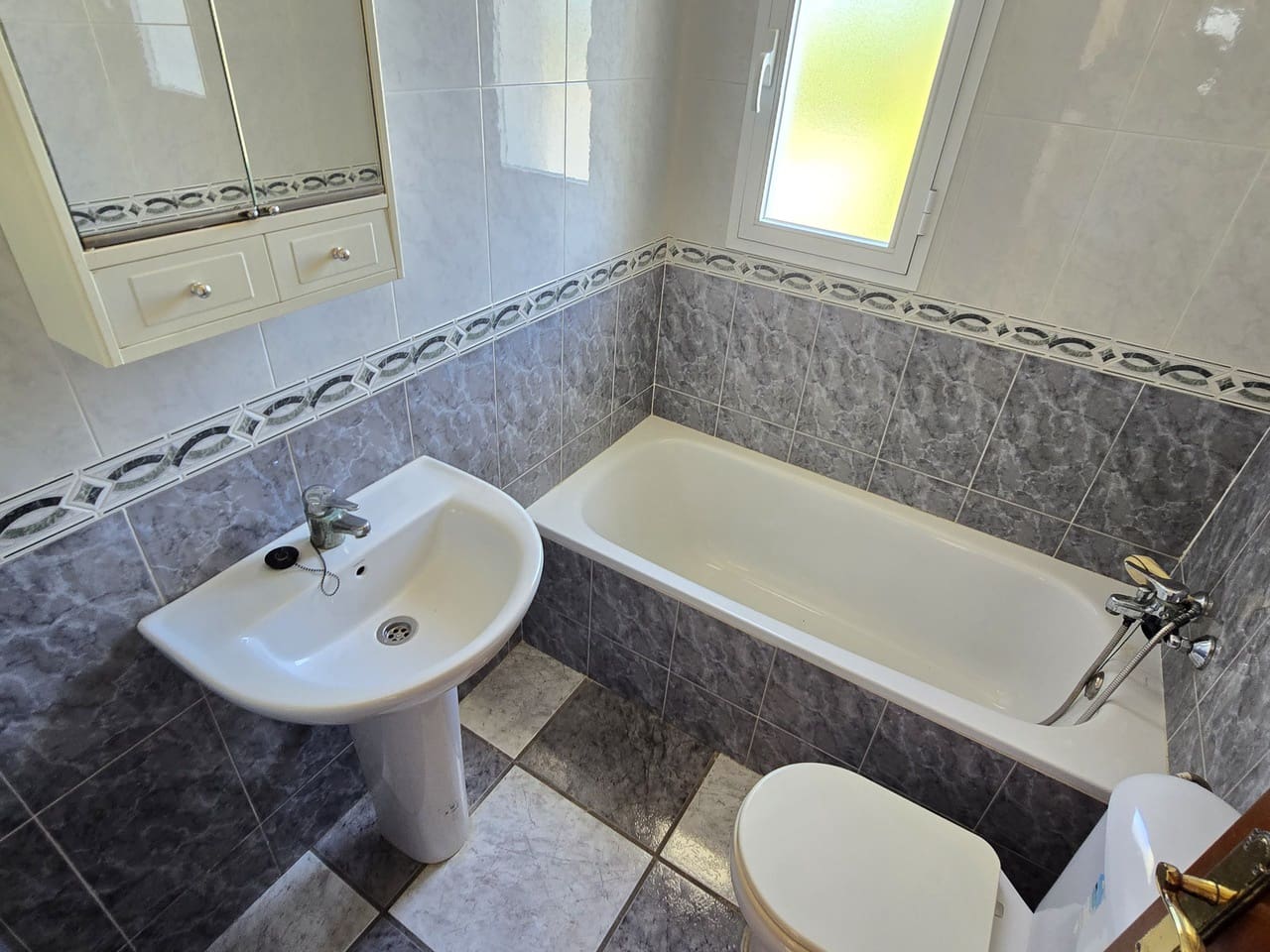 6 sypialnia Willa na sprzedaż w Puente de Don Manuel z basenem garażem - 339 000 € (Ref: 8990110)