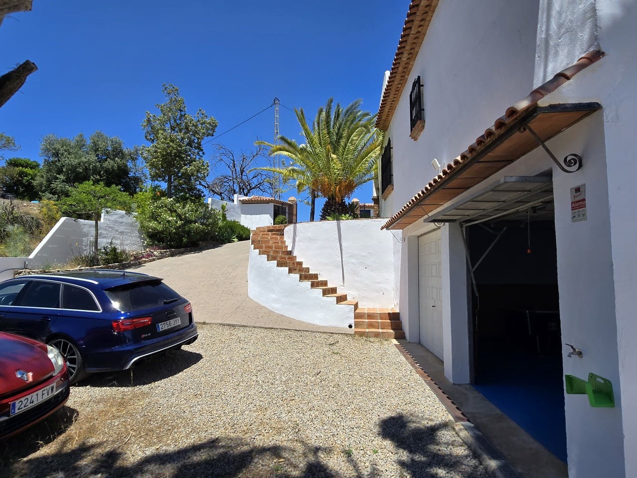 4 soveværelse Villa til salg i Vinuela med swimmingpool garage - € 875.000 (Ref: 8998437)