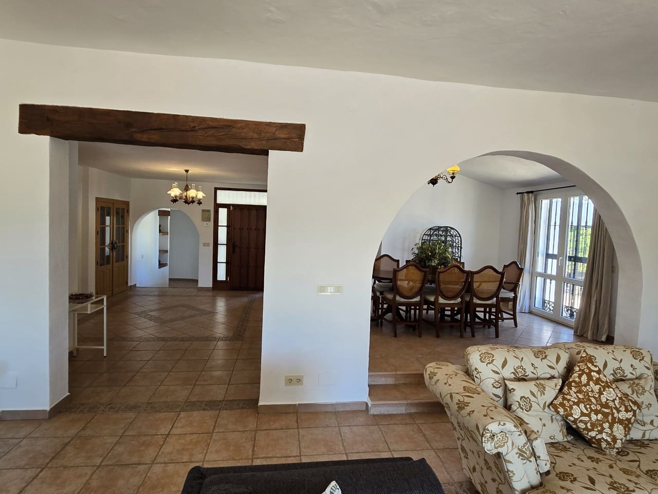 4 soveværelse Villa til salg i Vinuela med swimmingpool garage - € 875.000 (Ref: 8998437)