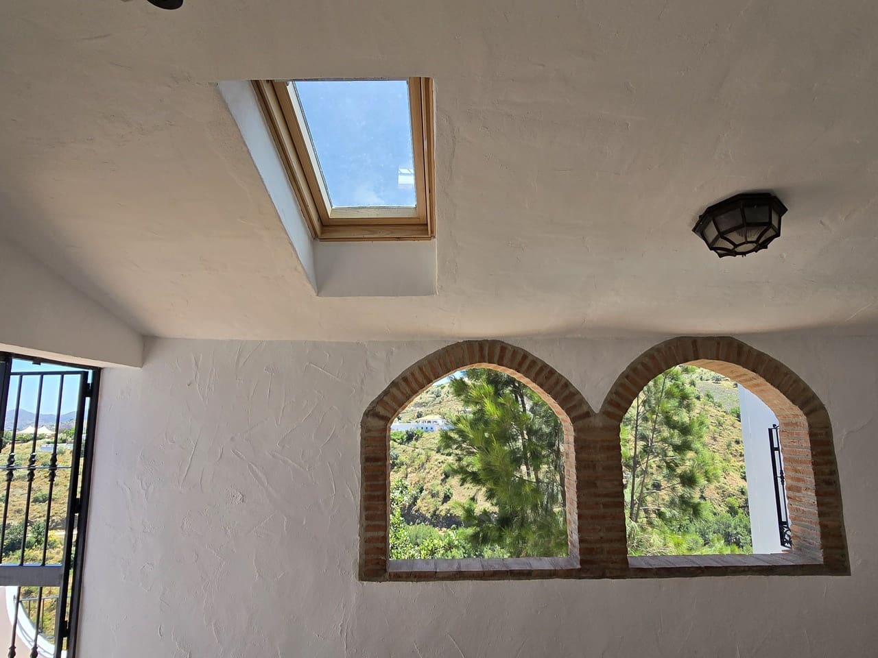 4 soveværelse Villa til salg i Vinuela med swimmingpool garage - € 875.000 (Ref: 8998437)