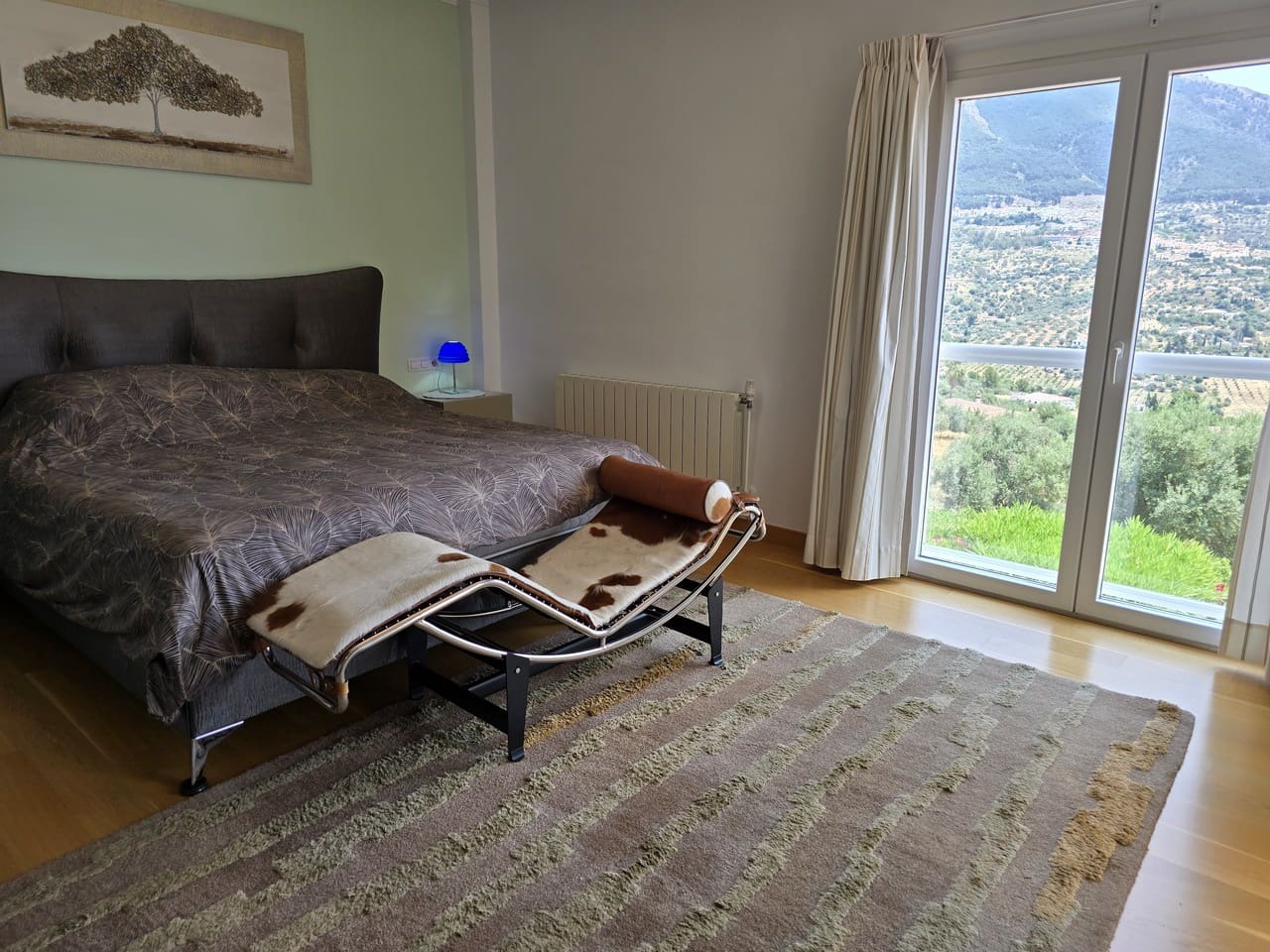 4 soveværelse Villa til salg i Alcaucin med swimmingpool garage - € 795.000 (Ref: 9031458)