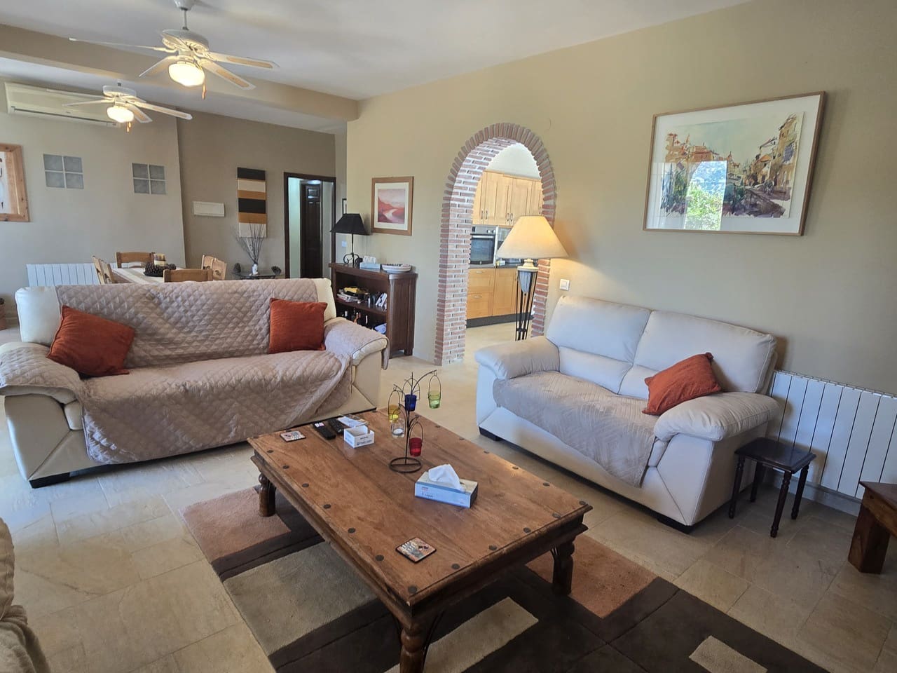 3 soveværelse Villa til salg i Alcaucin med swimmingpool garage - € 589.950 (Ref: 9050717)