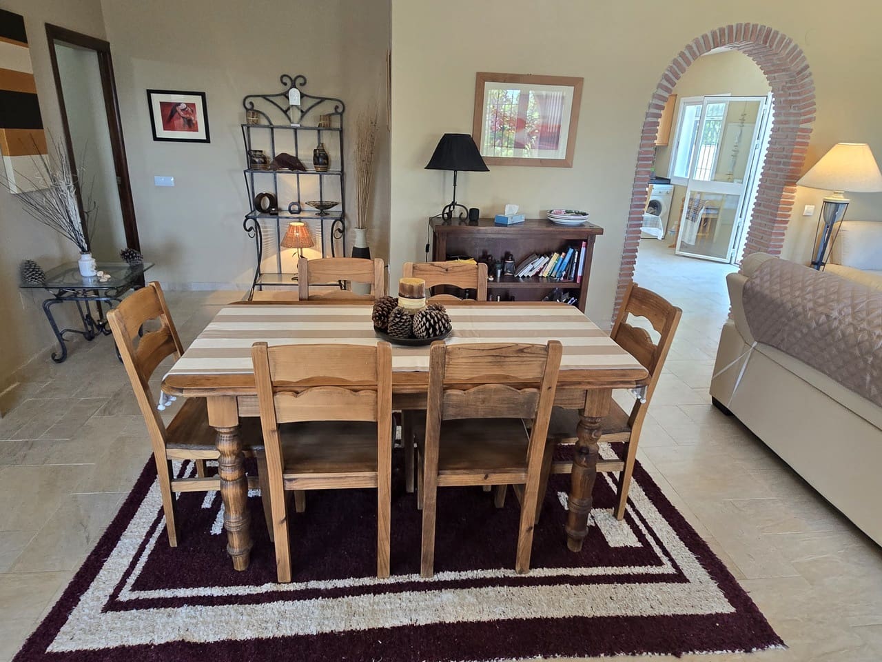 3 soveværelse Villa til salg i Alcaucin med swimmingpool garage - € 589.950 (Ref: 9050717)