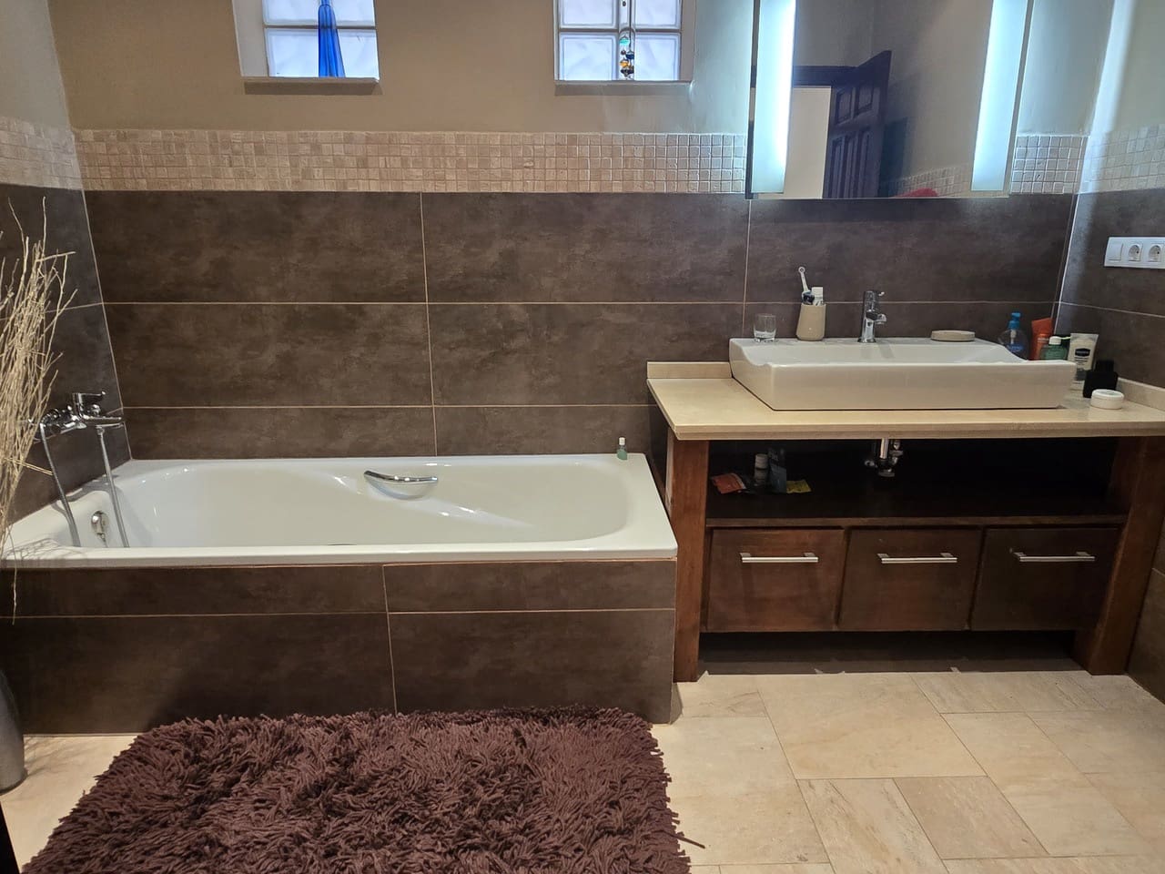 3 soveværelse Villa til salg i Alcaucin med swimmingpool garage - € 589.950 (Ref: 9050717)