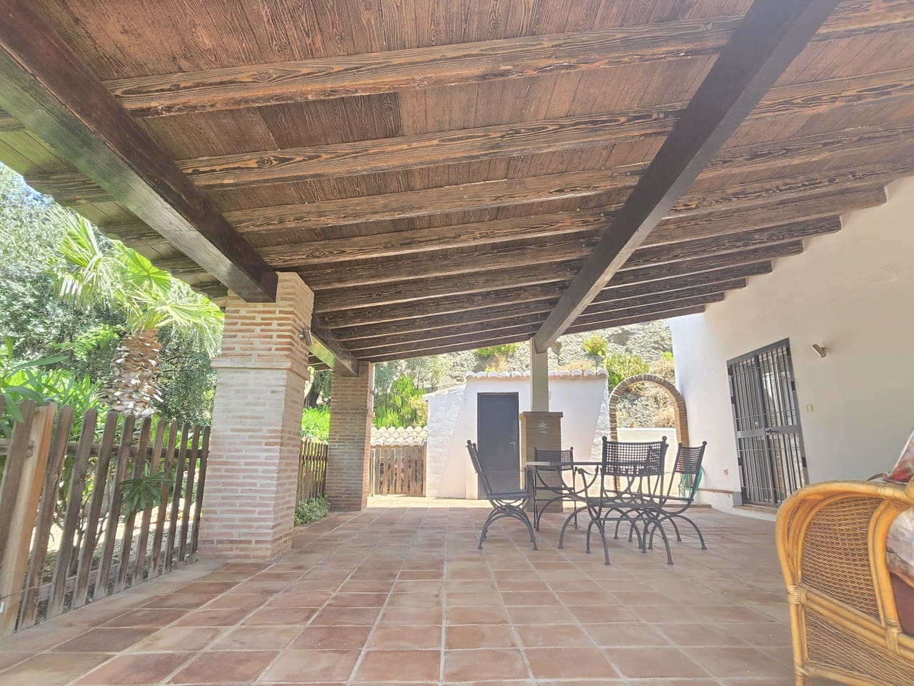 3 soveværelse Villa til salg i Alcaucin med swimmingpool garage - € 589.950 (Ref: 9050717)