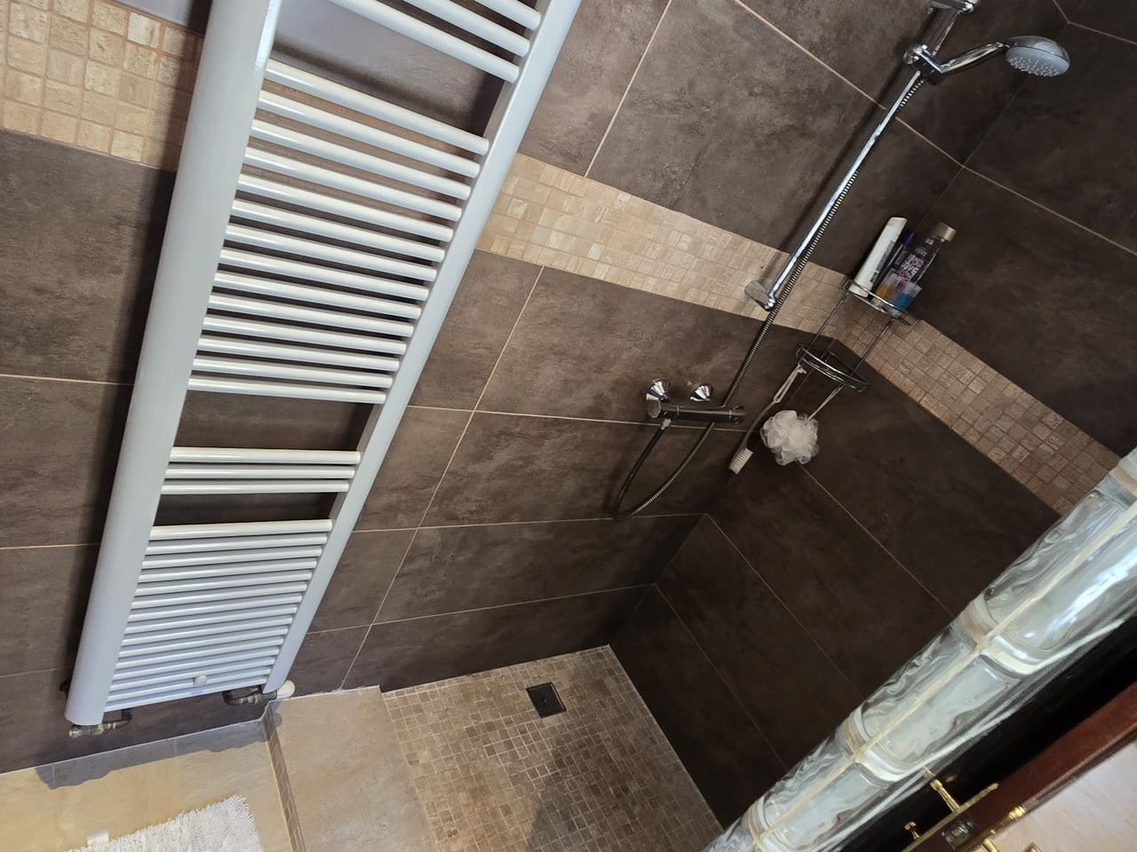 3 soveværelse Villa til salg i Alcaucin med swimmingpool garage - € 589.950 (Ref: 9050717)