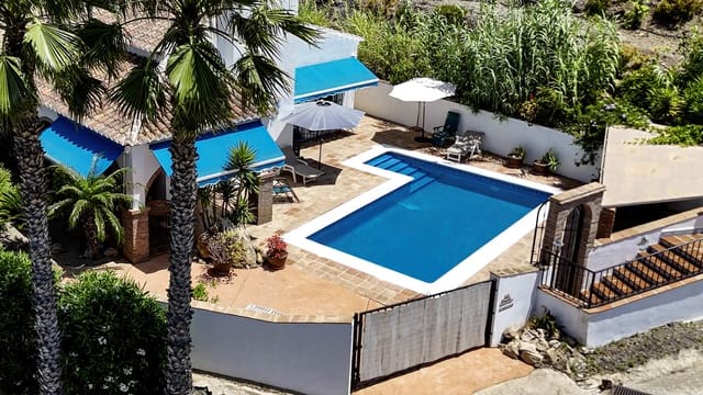 3 sypialnia Willa na sprzedaż w Alcaucín z basenem garażem - 589 950 € (Ref: 9050717)