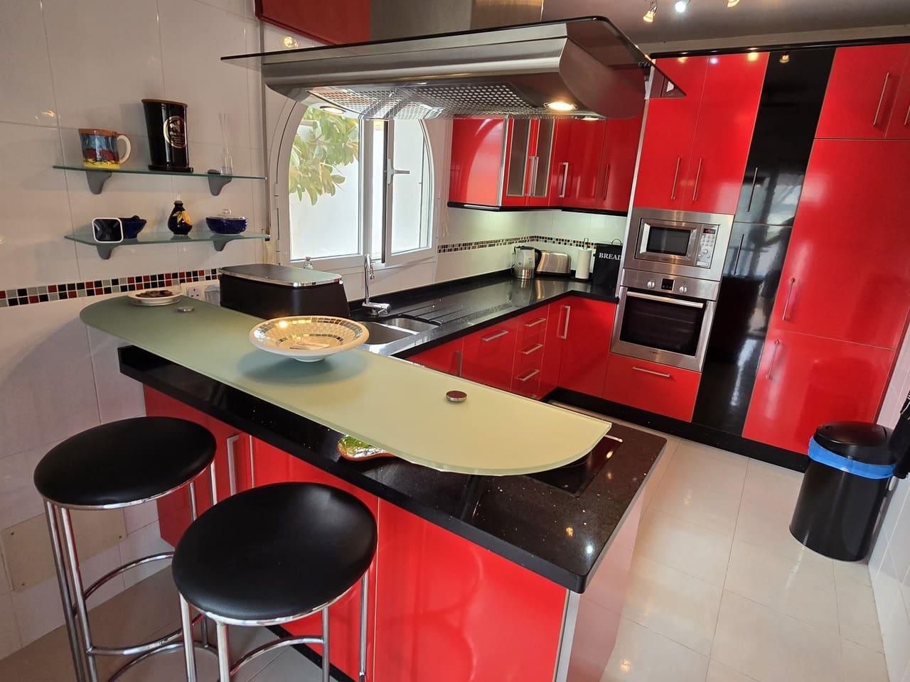 3 soveværelse Villa til salg i Alcaucin med swimmingpool garage - € 345.000 (Ref: 9061538)