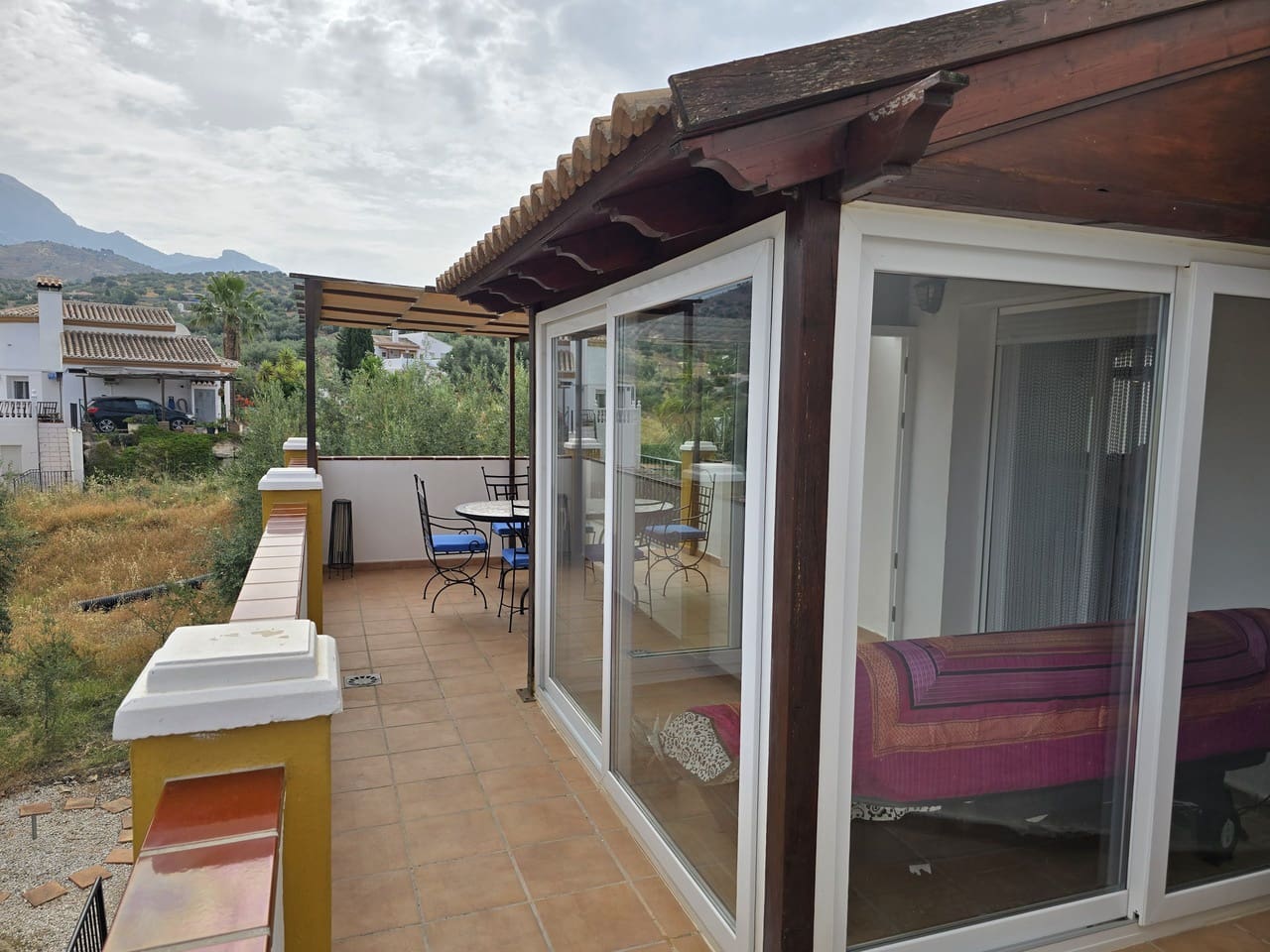 3 soveværelse Villa til salg i Alcaucin med swimmingpool garage - € 345.000 (Ref: 9061538)