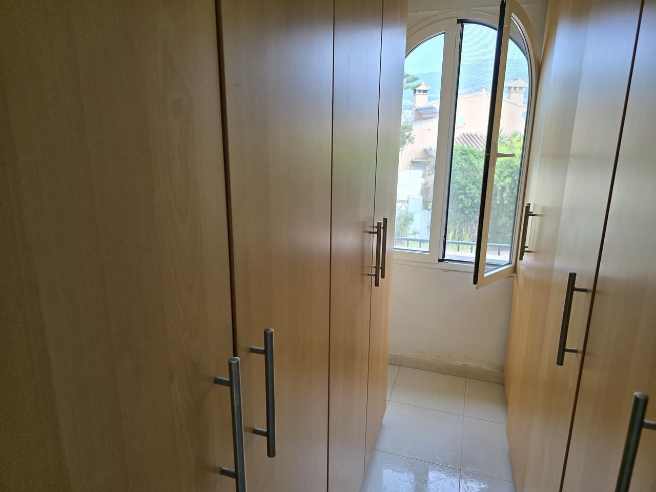 3 soveværelse Villa til salg i Alcaucin med swimmingpool garage - € 345.000 (Ref: 9061538)