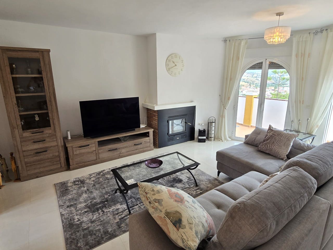 3 soveværelse Villa til salg i Alcaucin med swimmingpool garage - € 345.000 (Ref: 9061538)