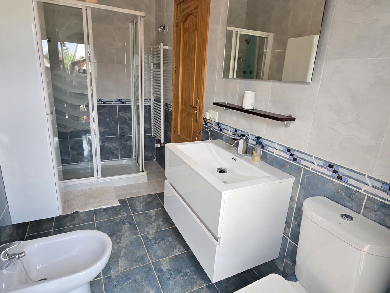 3 soveværelse Villa til salg i Alcaucin med swimmingpool garage - € 345.000 (Ref: 9061538)