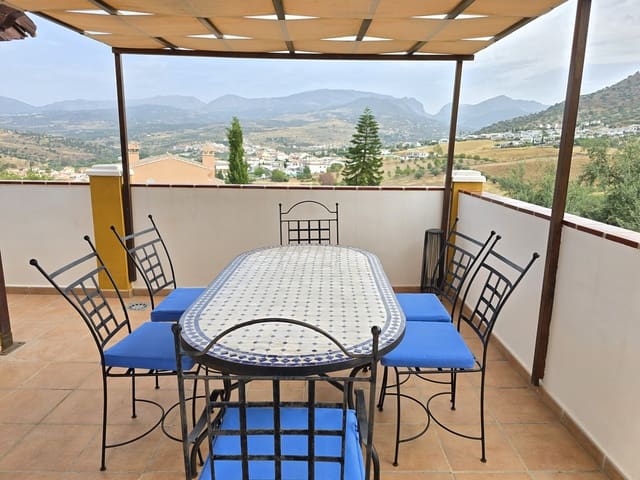 3 sypialnia Willa na sprzedaż w Alcaucín z basenem garażem - 345 000 € (Ref: 9061538)