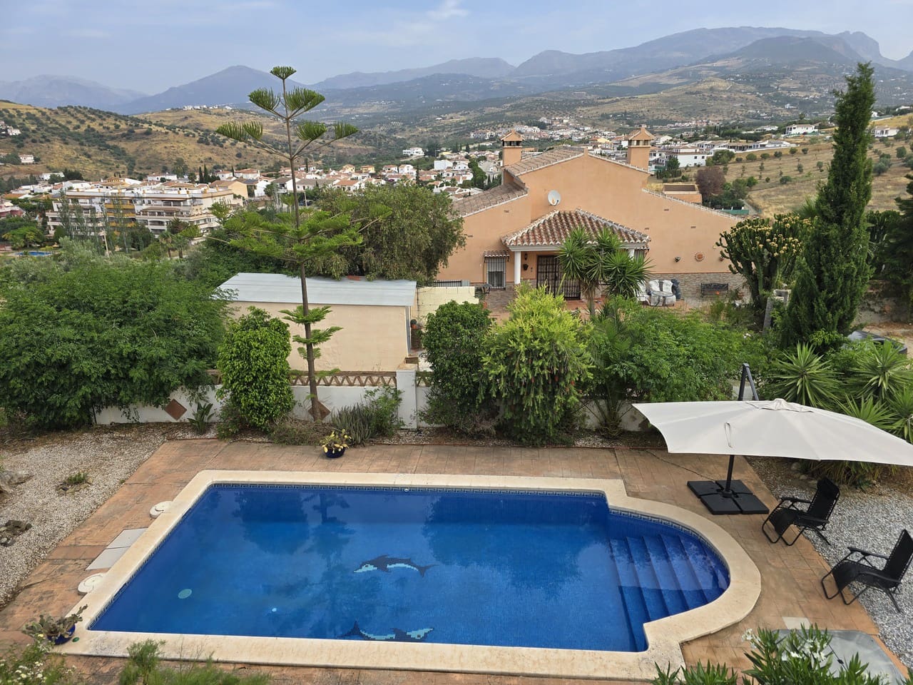 3 soveværelse Villa til salg i Alcaucin med swimmingpool garage - € 345.000 (Ref: 9061538)