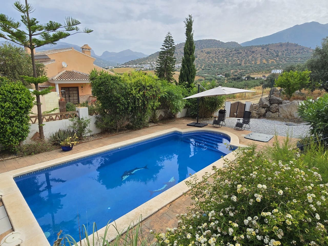 3 soveværelse Villa til salg i Alcaucin med swimmingpool garage - € 345.000 (Ref: 9061538)