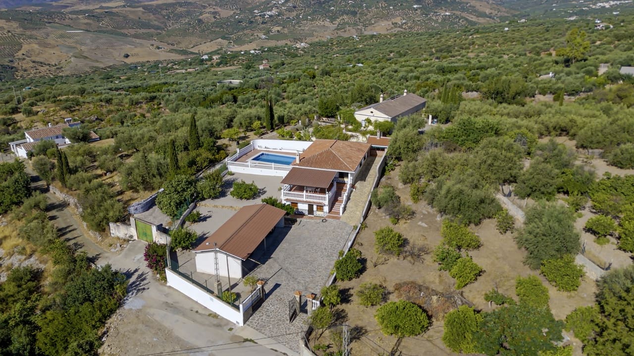 4 soverom Villa til salgs i Periana med svømmebasseng - € 495 000 (Ref: 9064392)