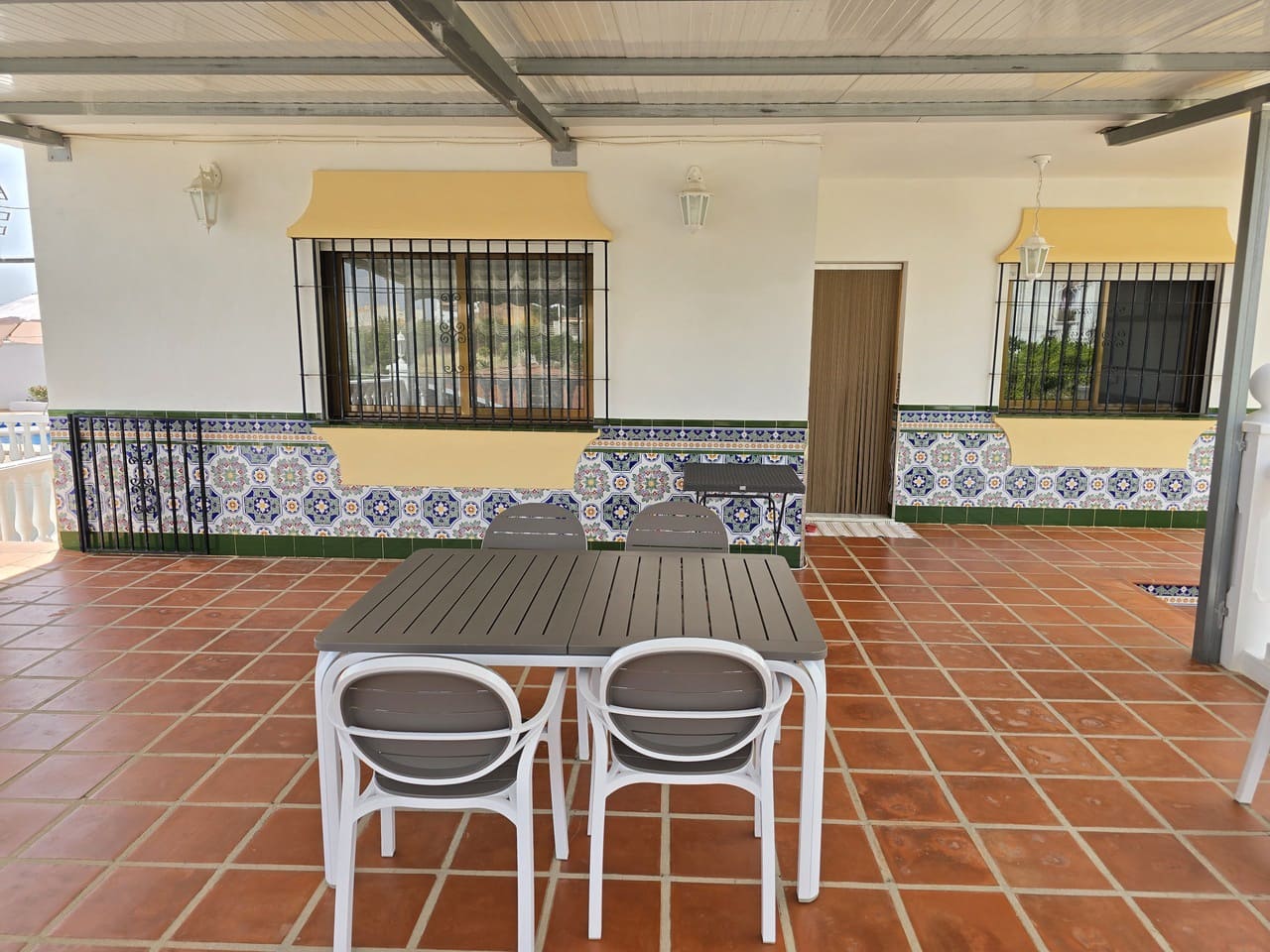4 bedroom Villa for sale in Periana with pool - € 475,000 (Ref: 9064392)