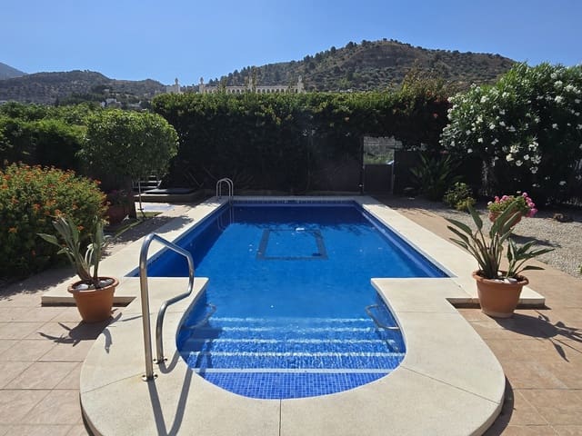 3 sovrum Villa till salu i Venta Baja, Alcaucín med pool garage - 325 000 € (Ref: 9108162)