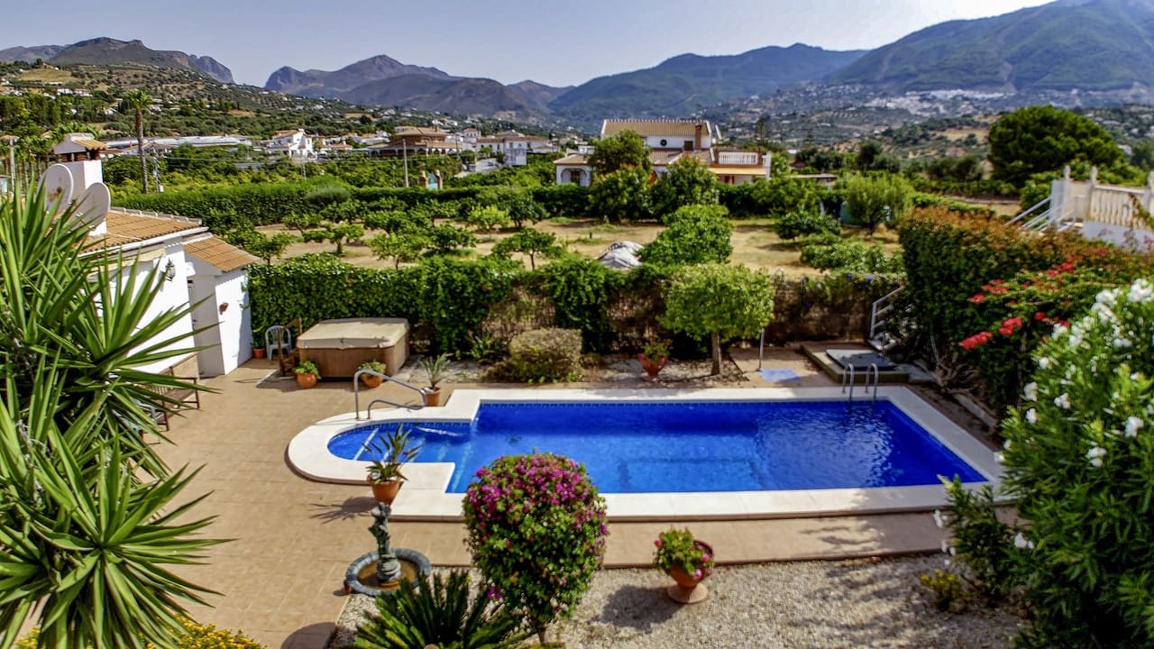 3 sovrum Villa till salu i Venta Baja med pool garage - 325 000 € (Ref: 9108162)