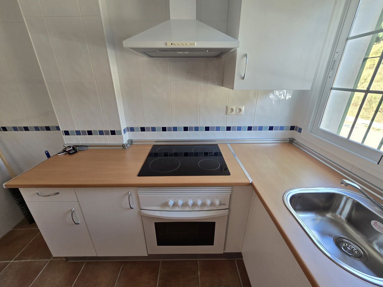 3 sovrum Hus till salu i Alcaucin med pool garage - 160 000 € (Ref: 9161696)