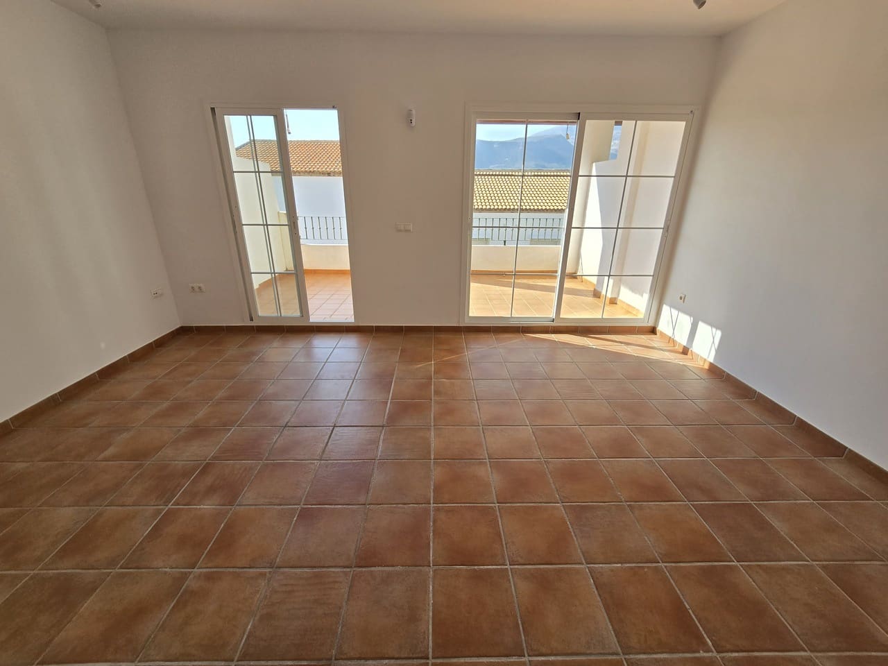 3 sovrum Hus till salu i Alcaucin med pool garage - 160 000 € (Ref: 9161696)