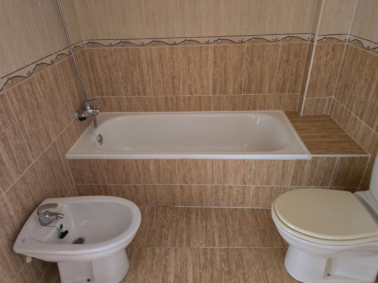 3 sovrum Hus till salu i Alcaucin med pool garage - 160 000 € (Ref: 9161696)