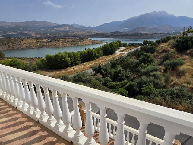 3 soveværelse Villa til salg i Viñuela med swimmingpool garage - € 360.000 (Ref: 9163138)