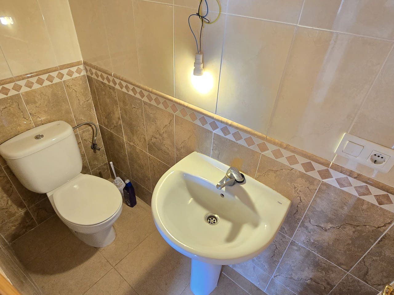 3 soveværelse Villa til salg i Vinuela med swimmingpool garage - € 339.950 (Ref: 9163138)