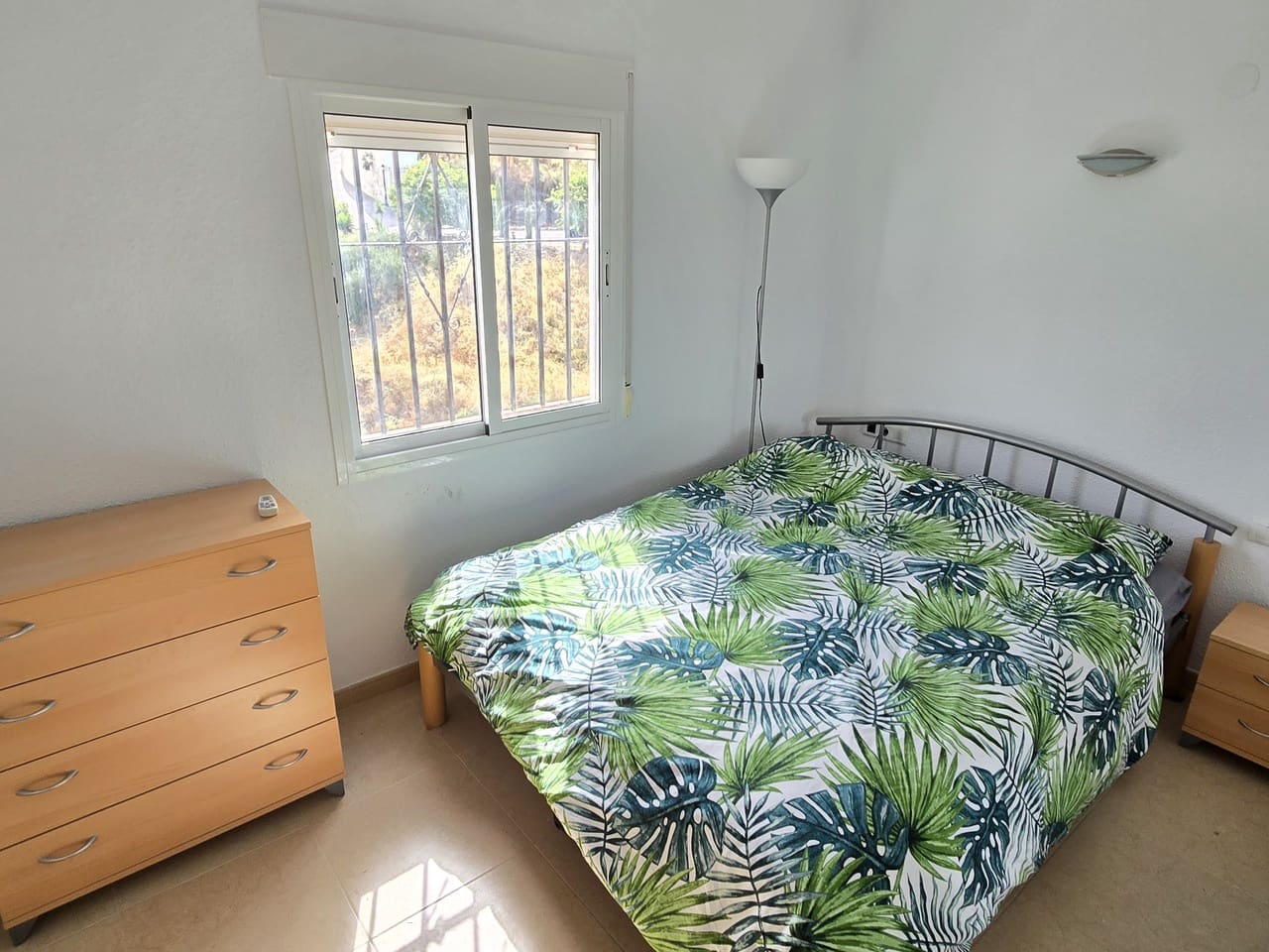 3 soveværelse Villa til salg i Vinuela med swimmingpool garage - € 339.950 (Ref: 9163138)