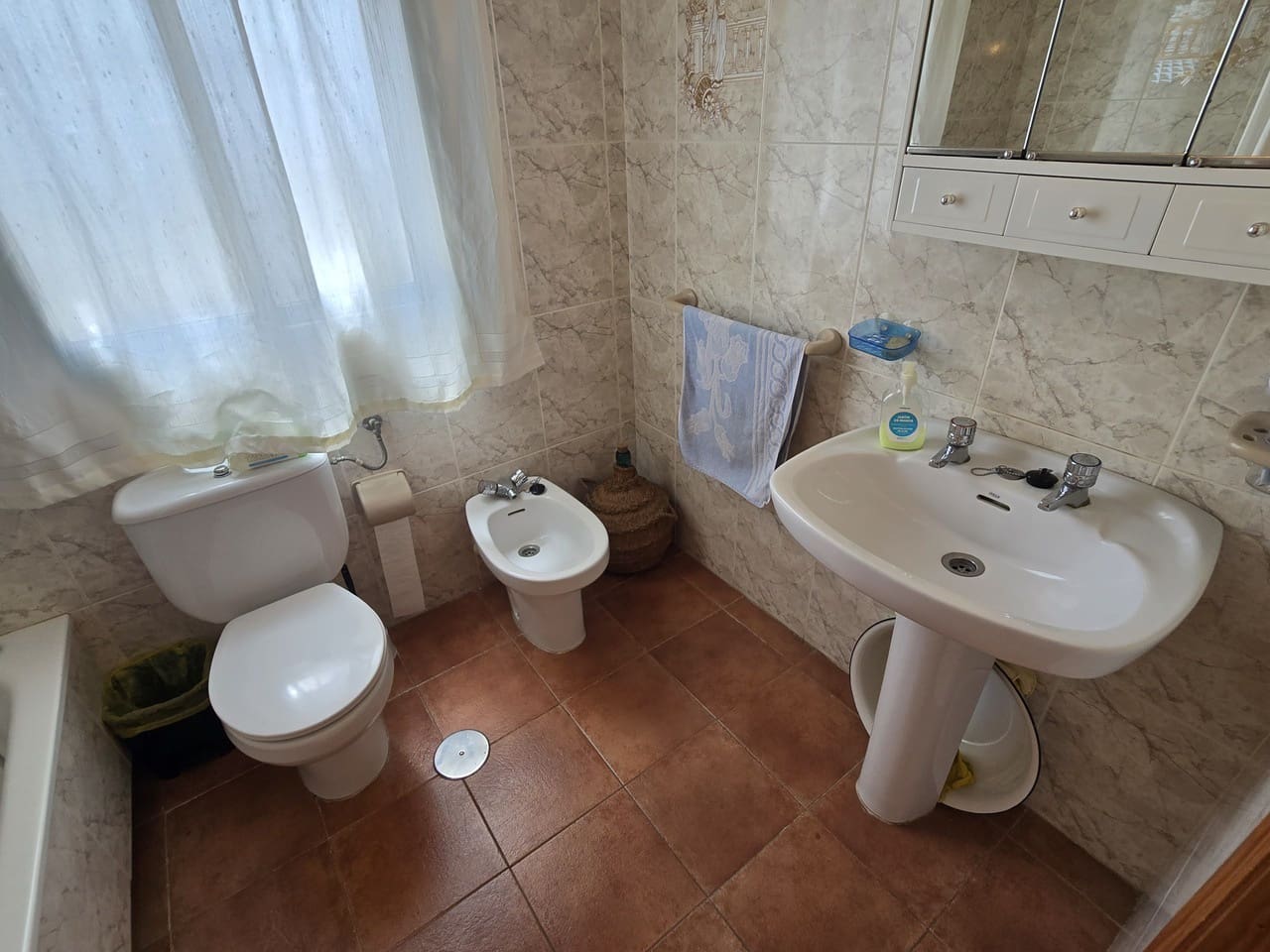 4 sovrum Hus till salu i Alcaucin med pool garage - 369 950 € (Ref: 9164363)