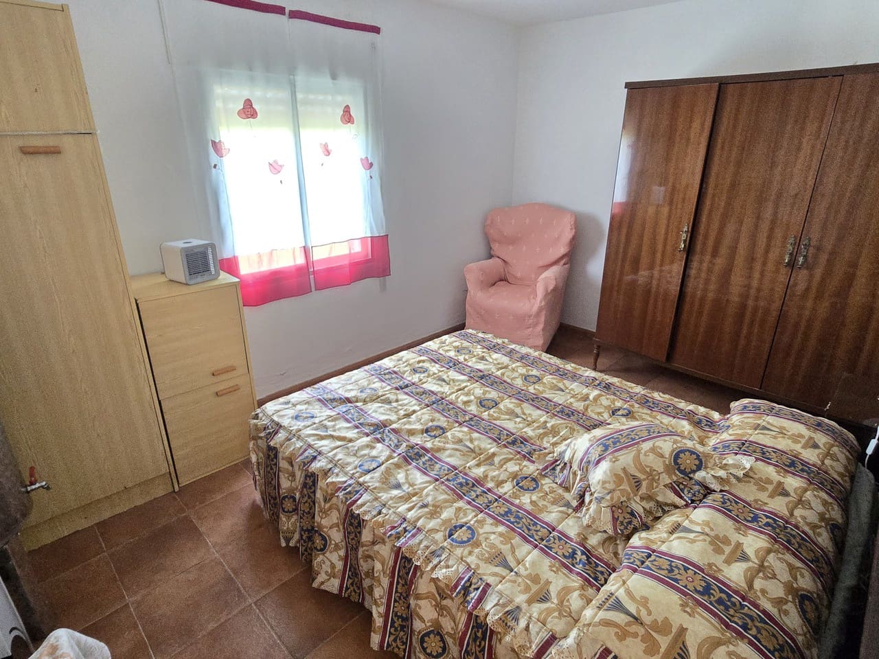 4 sovrum Hus till salu i Alcaucin med pool garage - 369 950 € (Ref: 9164363)