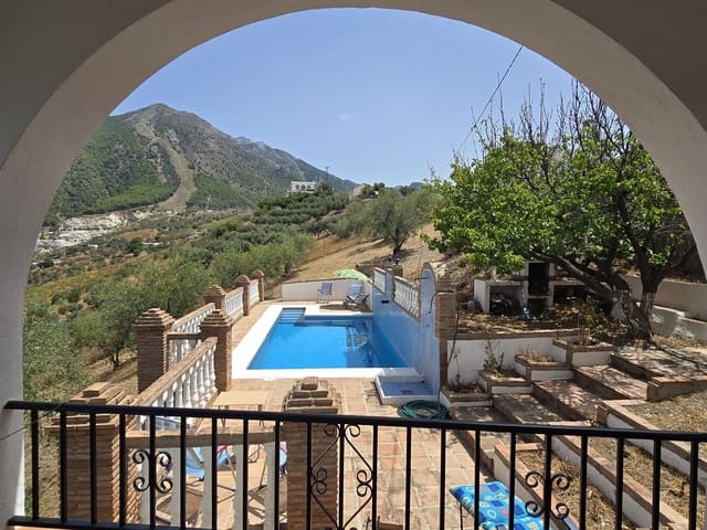 4 sovrum Hus till salu i Alcaucín med pool garage - 369 950 € (Ref: 9164363)