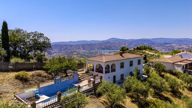 4 sovrum Hus till salu i Alcaucín med pool garage - 369 950 € (Ref: 9164363)