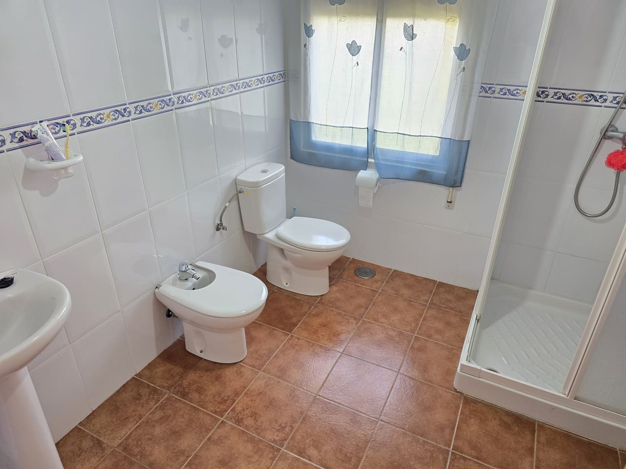 4 soverom Hus til salgs i Alcaucin med svømmebasseng garasje - € 369 950 (Ref: 9164363)
