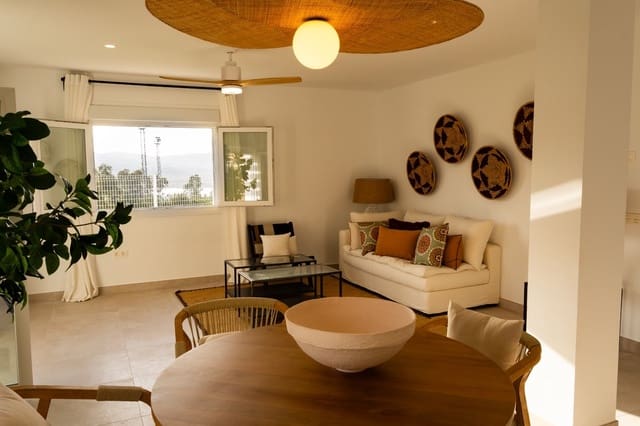 4 soveværelse Villa til salg i Viñuela med swimmingpool garage - € 420.000 (Ref: 9175536)