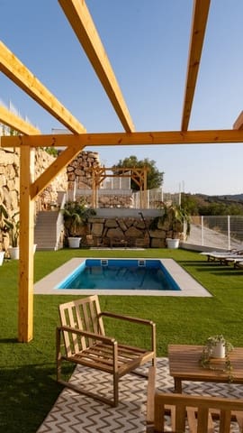 3 soveværelse Villa til salg i Viñuela med swimmingpool garage - € 435.000 (Ref: 9175536)