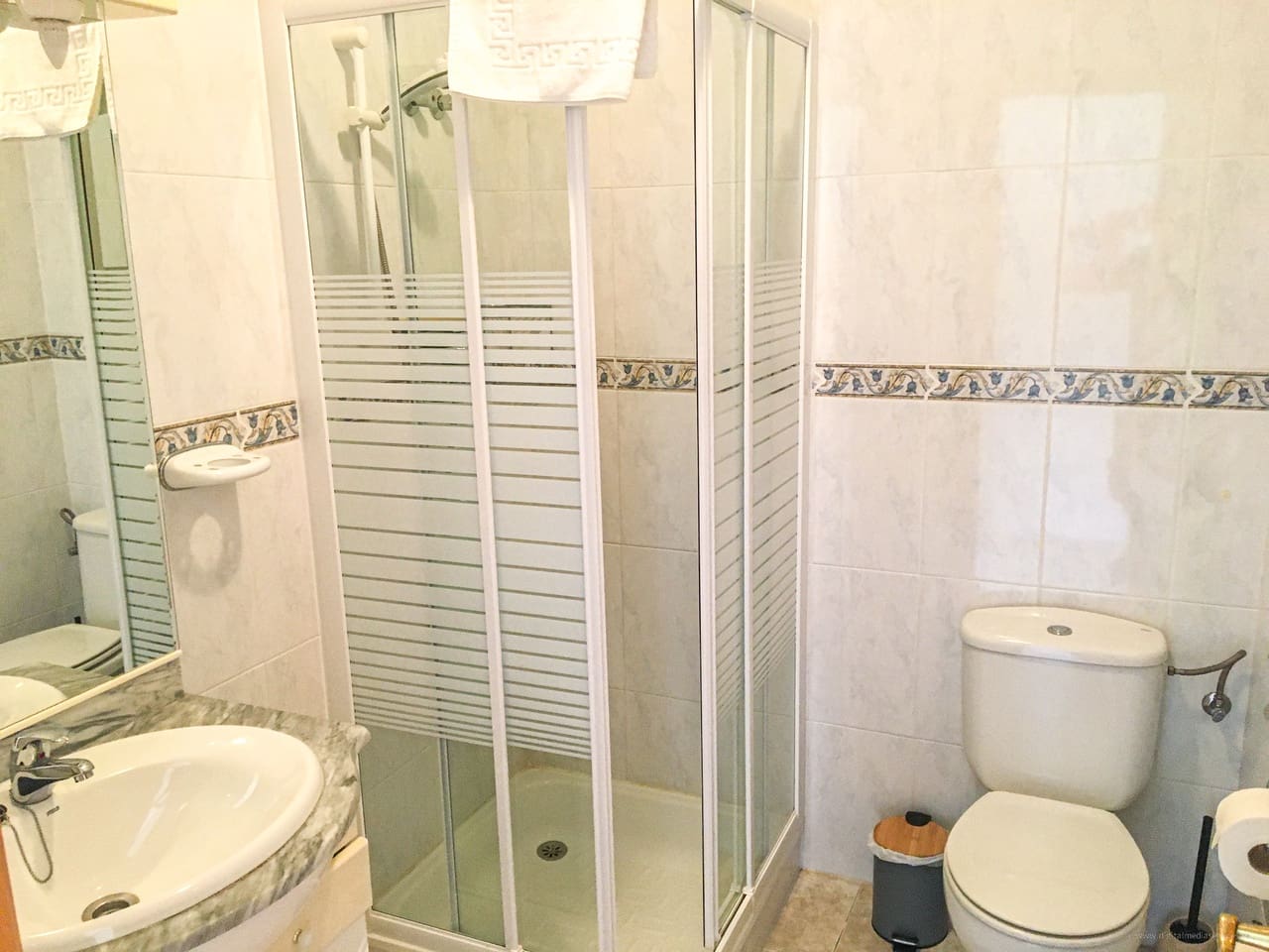 4 soveværelse Villa til salg i Vinuela med swimmingpool garage - € 649.000 (Ref: 9190514)