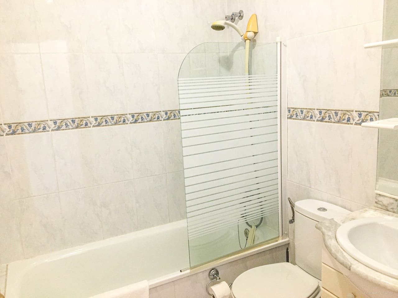 4 soveværelse Villa til salg i Vinuela med swimmingpool garage - € 649.000 (Ref: 9190514)