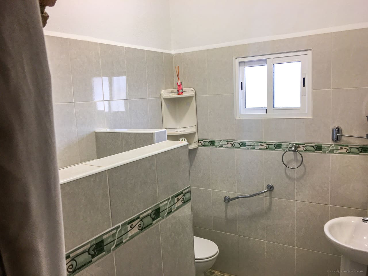 4 soveværelse Villa til salg i Vinuela med swimmingpool garage - € 649.000 (Ref: 9190514)