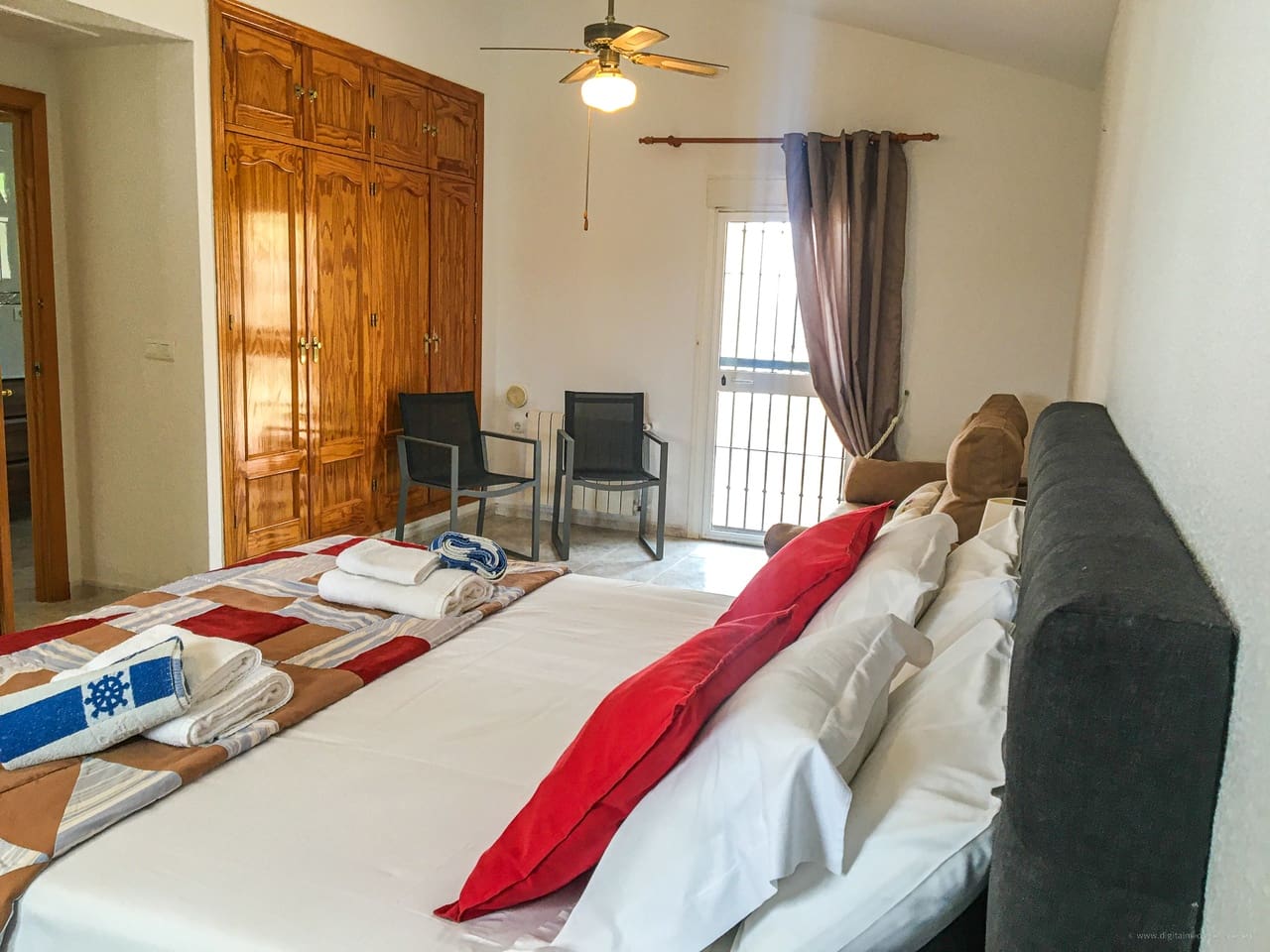 4 soveværelse Villa til salg i Vinuela med swimmingpool garage - € 649.000 (Ref: 9190514)