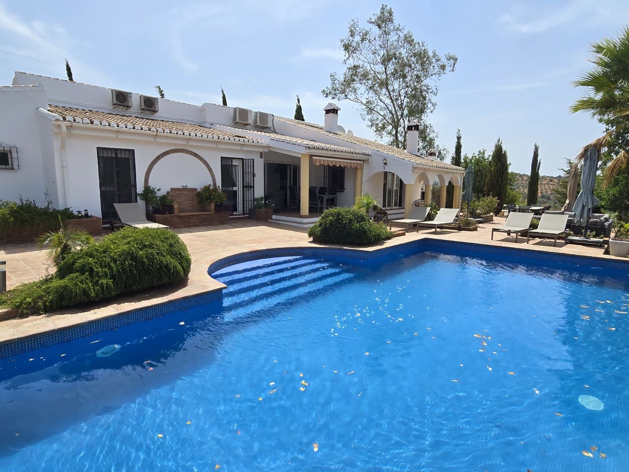 4 sovrum Villa till salu i Vinuela med pool garage - 649 000 € (Ref: 9190514)