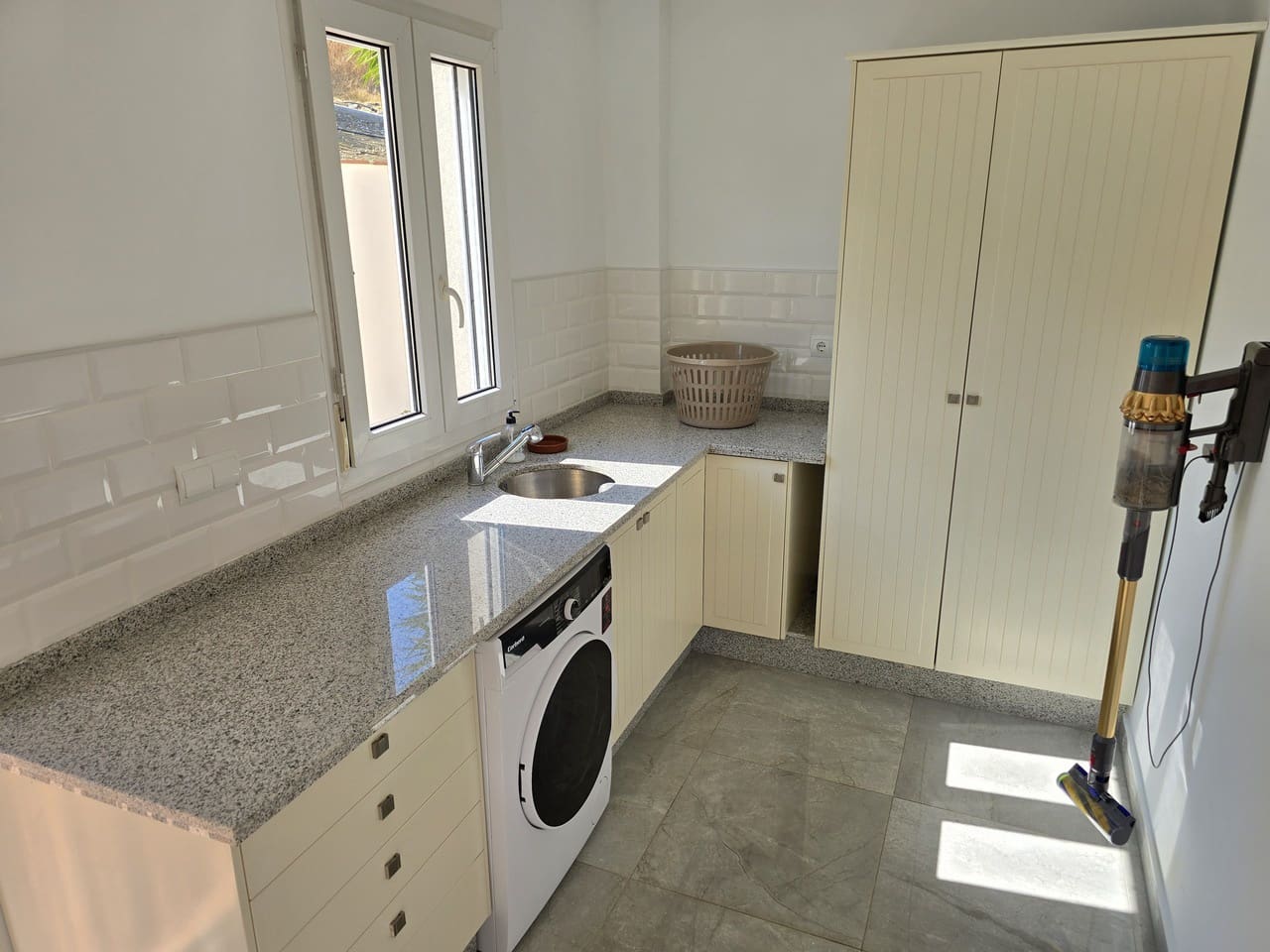 4 bedroom Villa for sale in Los Romanes with pool garage - € 795,000 (Ref: 9278485)