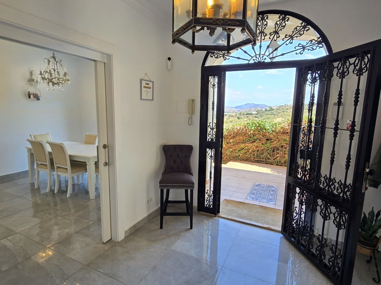 4 bedroom Villa for sale in Los Romanes with pool garage - € 795,000 (Ref: 9278485)