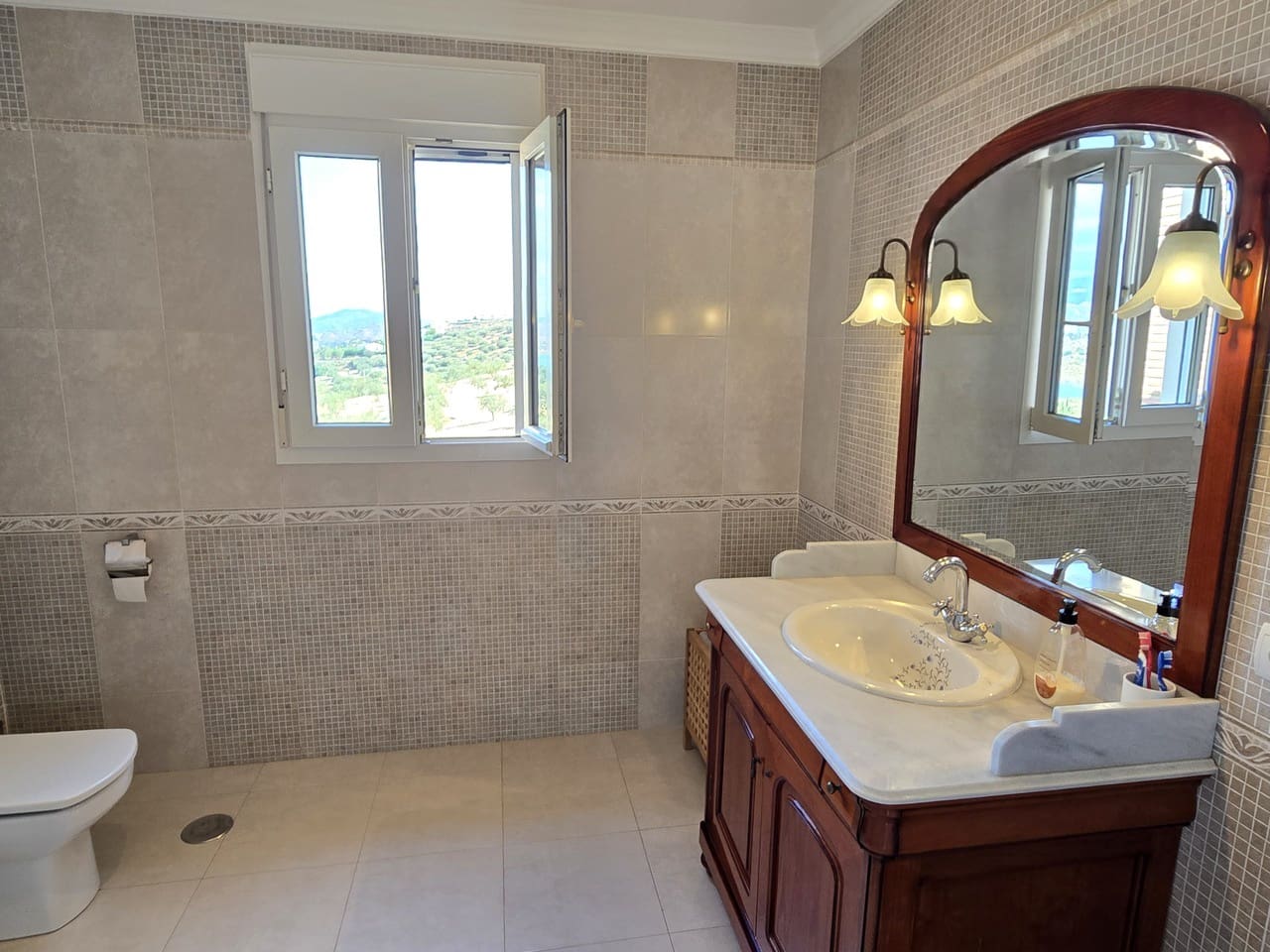 4 bedroom Villa for sale in Los Romanes with pool garage - € 795,000 (Ref: 9278485)