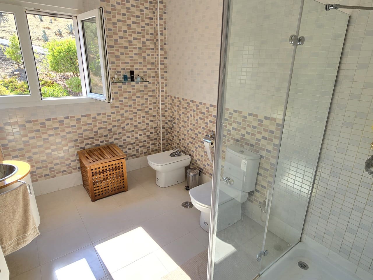 4 bedroom Villa for sale in Los Romanes with pool garage - € 795,000 (Ref: 9278485)