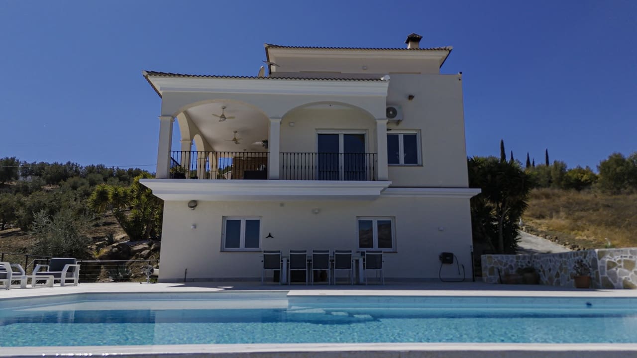 4 bedroom Villa for sale in Los Romanes with pool garage - € 795,000 (Ref: 9278485)