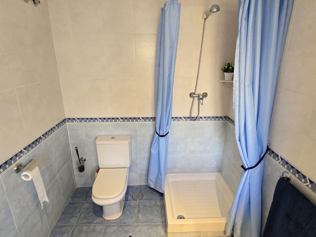 Apartamento de 2 habitaciones en Alcaucín en venta con garaje - 135.000 € (Ref: 9282823)