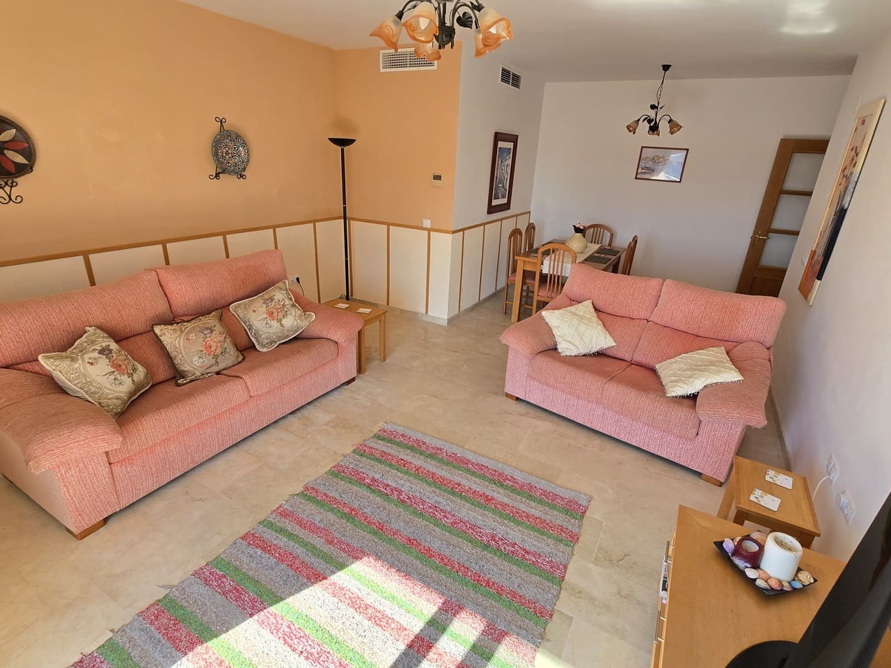 Apartamento de 2 habitaciones en Alcaucín en venta con garaje - 135.000 € (Ref: 9282823)