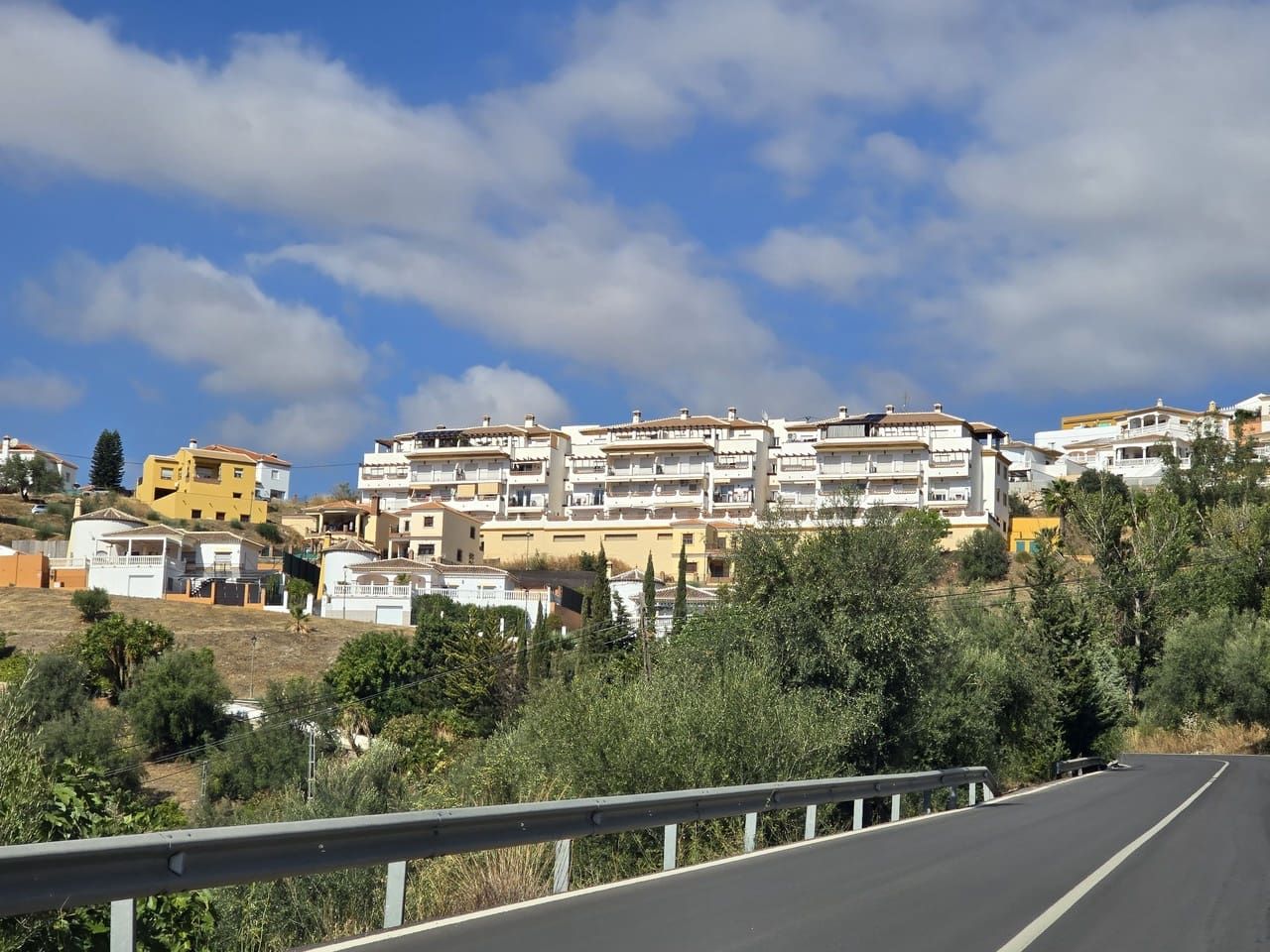 Apartamento de 2 habitaciones en Alcaucín en venta con garaje - 135.000 € (Ref: 9282823)