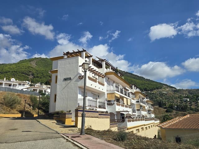 Apartamento de 2 habitaciones en Alcaucín en venta con garaje - 135.000 € (Ref: 9282823)
